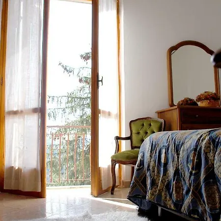 Casa Laura Apartment Cesio